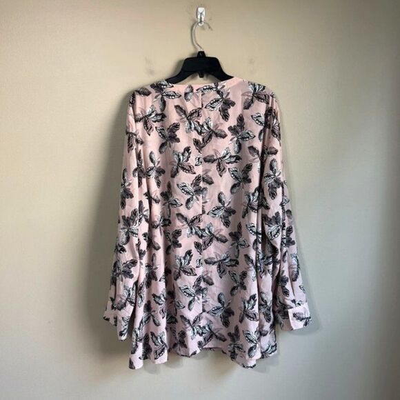 Lane Bryant size 28 long sleeve top - Picture 6 of 6